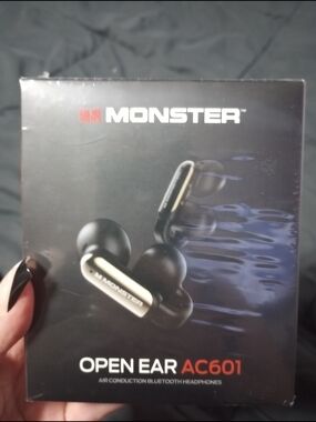 Monster Open Ear AC601 Bluetooth Earbud Headphones - Black